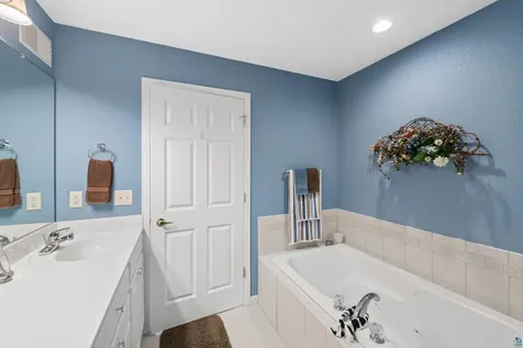 34590 Bay View Road Bayfield WI 54814