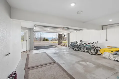 34590 Bay View Road Bayfield WI 54814