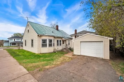 122 3rd Street Cloquet MN 55720