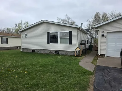 13 Spruce Drive Duluth MN 55810