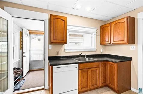819 6th Avenue Two Harbors MN 55616