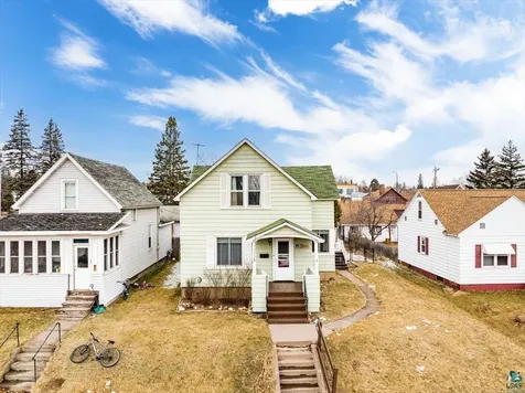 819 6th Avenue Two Harbors MN 55616