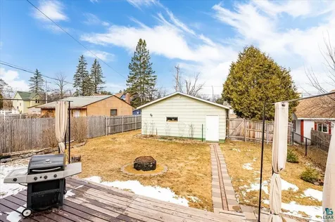 819 6th Avenue Two Harbors MN 55616