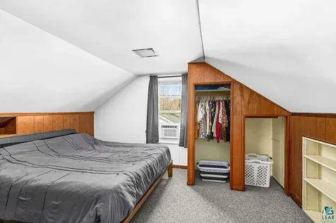 3045 Hutchinson Road Duluth MN 55811