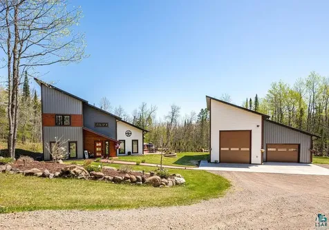 5196 Eagle Lake Road Duluth MN 55803