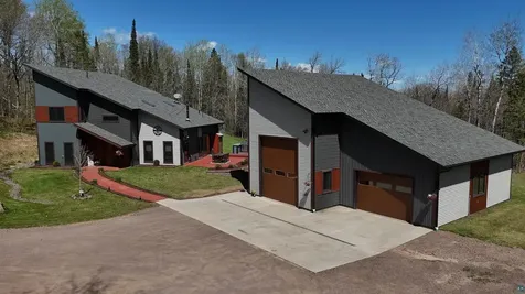 5196 Eagle Lake Road Duluth MN 55803