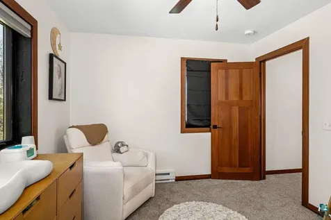 5196 Eagle Lake Road Duluth MN 55803