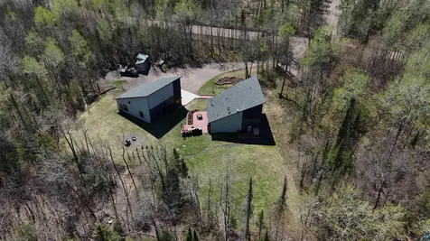 5196 Eagle Lake Road Duluth MN 55803