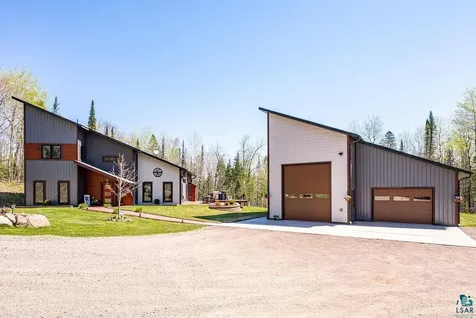 5196 Eagle Lake Road Duluth MN 55803