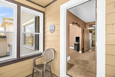 244 W Faribault Street Duluth MN 55803