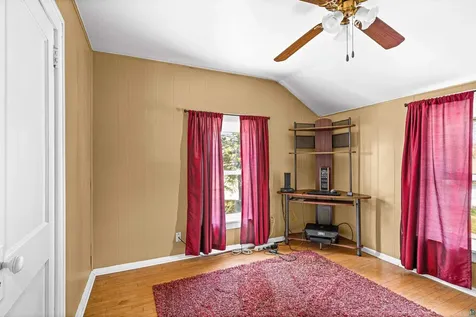 244 W Faribault Street Duluth MN 55803