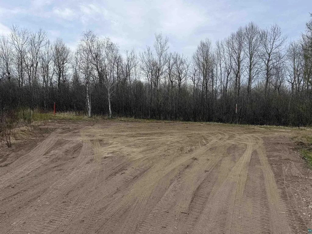 7473 Comstock Lake Road Cotton MN 55724
