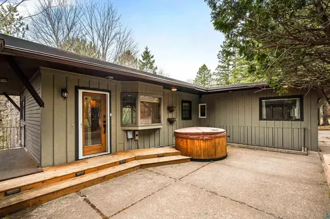 1926 Columbus Avenue Duluth MN 55803