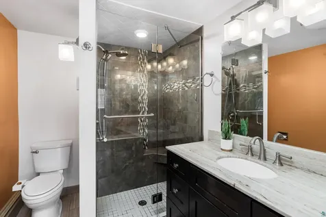 1926 Columbus Avenue Duluth MN 55803