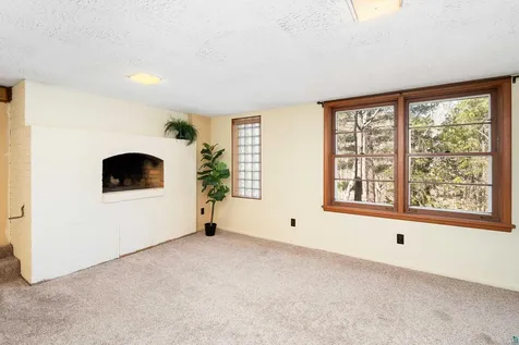 1926 Columbus Avenue Duluth MN 55803