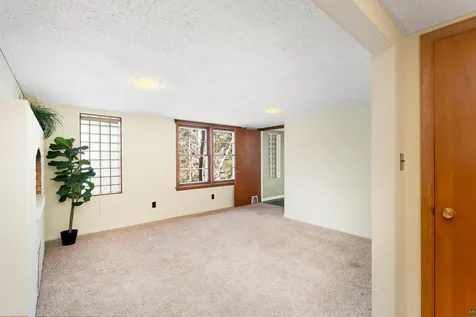 1926 Columbus Avenue Duluth MN 55803