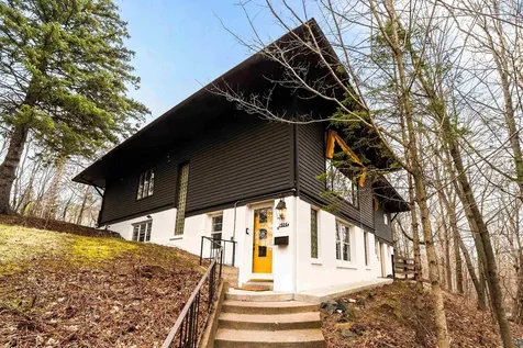 1926 Columbus Avenue Duluth MN 55803