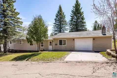 1540 N 7th Avenue E Duluth MN 55805
