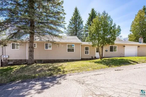 1540 N 7th Avenue E Duluth MN 55805