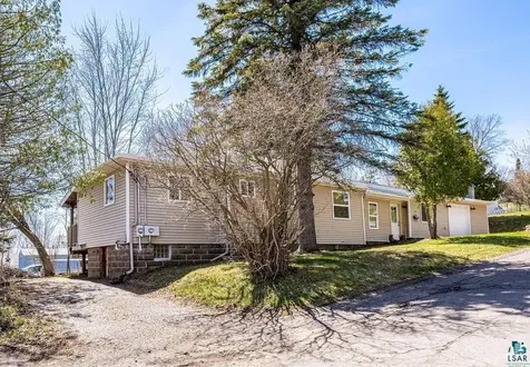 1540 N 7th Avenue E Duluth MN 55805