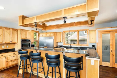 878 Old North Shore Road Two Harbors MN 55616
