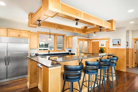878 Old North Shore Road Two Harbors MN 55616