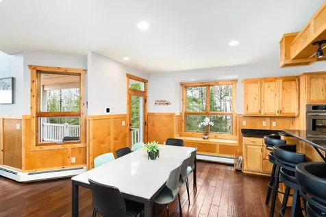 878 Old North Shore Road Two Harbors MN 55616