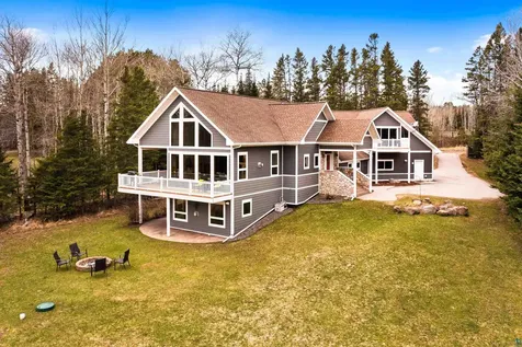 878 Old North Shore Road Two Harbors MN 55616