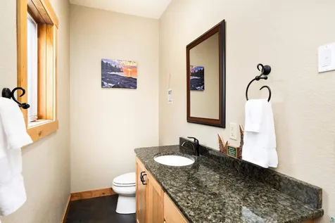 878 Old North Shore Road Two Harbors MN 55616