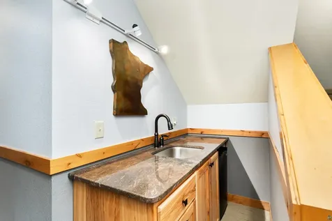 878 Old North Shore Road Two Harbors MN 55616
