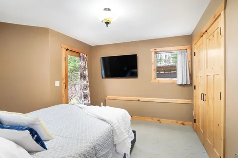 878 Old North Shore Road Two Harbors MN 55616