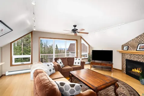 878 Old North Shore Road Two Harbors MN 55616