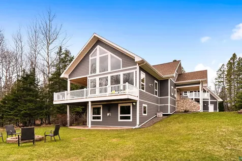 878 Old North Shore Road Two Harbors MN 55616