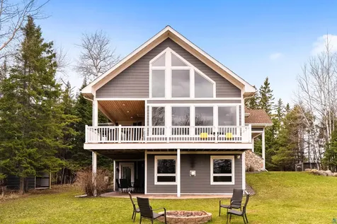 878 Old North Shore Road Two Harbors MN 55616