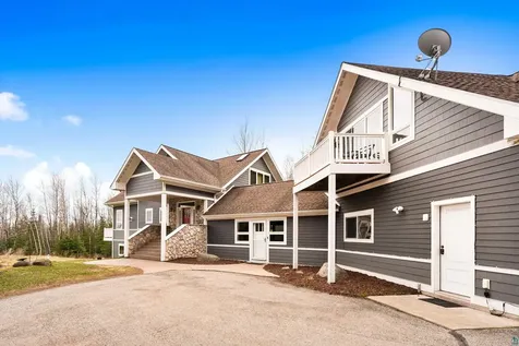 878 Old North Shore Road Two Harbors MN 55616