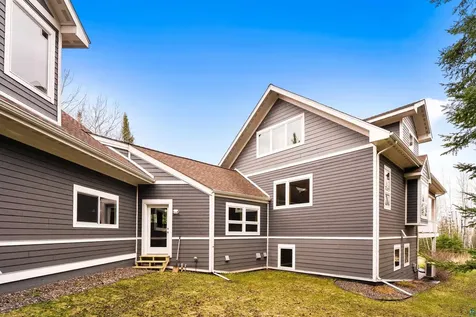 878 Old North Shore Road Two Harbors MN 55616