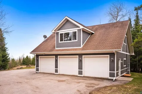 878 Old North Shore Road Two Harbors MN 55616