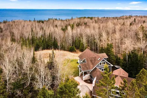878 Old North Shore Road Two Harbors MN 55616