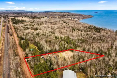 878 Old North Shore Road Two Harbors MN 55616