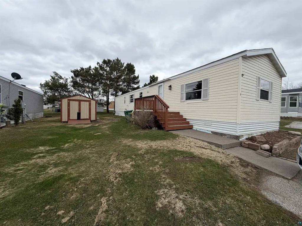 6 Juniper Lane Duluth MN 55810