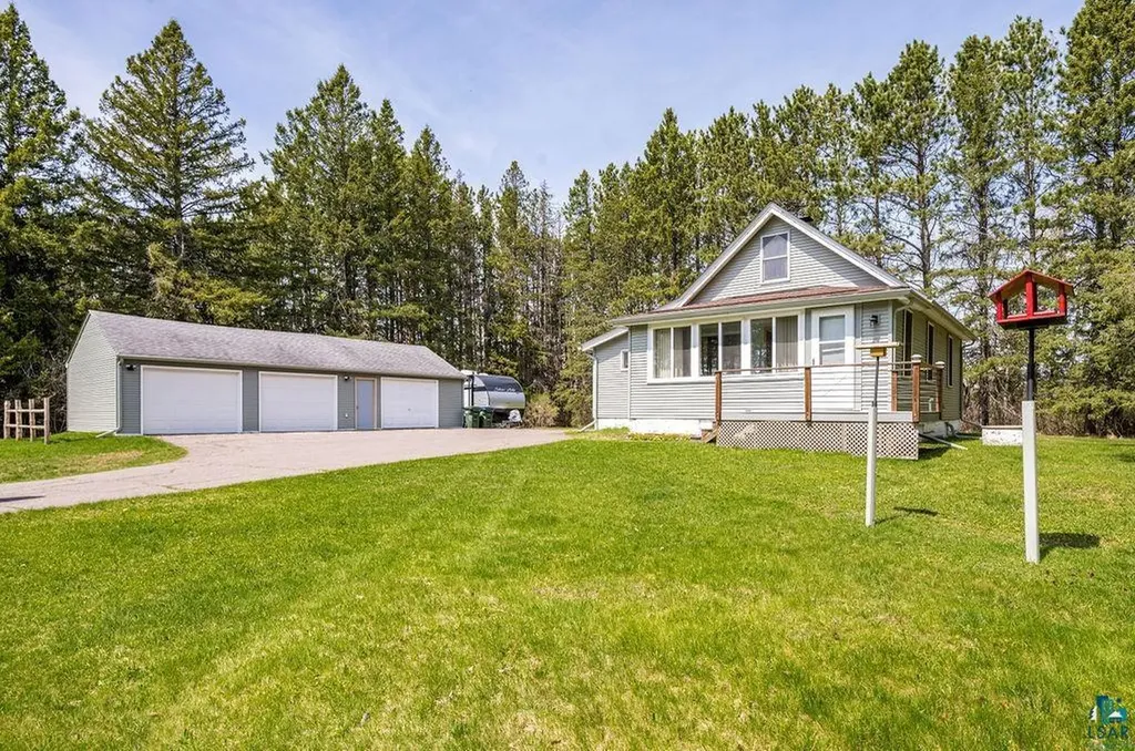 7 North Cloquet Road Esko MN 55733