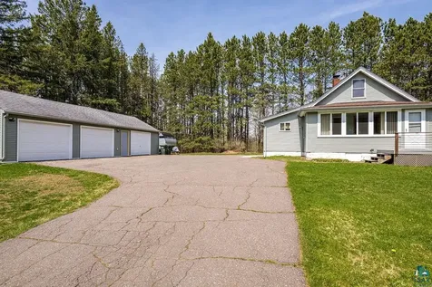 7 North Cloquet Road Esko MN 55733
