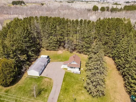 7 North Cloquet Road Esko MN 55733