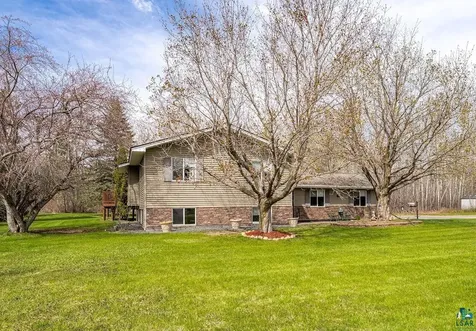 9105 Falcon Street Duluth MN 55808