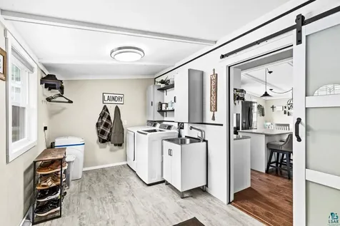 1 Ridge Road Esko MN 55733