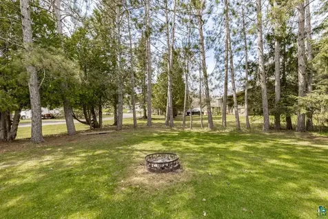1 Ridge Road Esko MN 55733