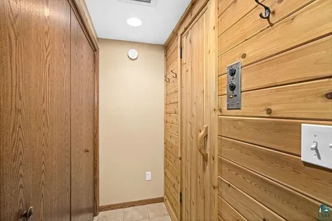 1920 Hutchinson Road Duluth MN 55811