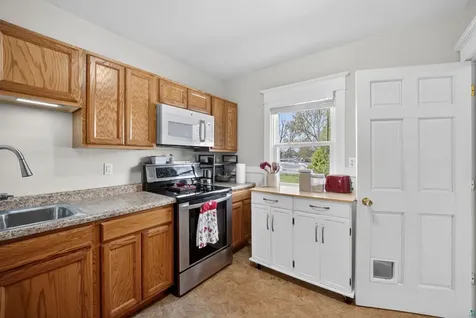 413 Carlton Avenue W Cloquet MN 55720