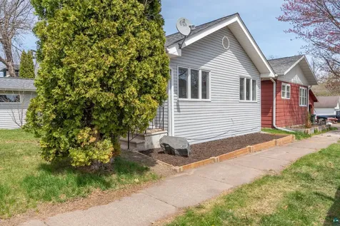 413 Carlton Avenue W Cloquet MN 55720