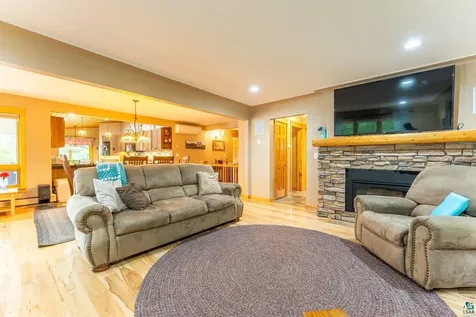 8947 E Wakemup Village Road Cook MN 55723